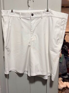 Mens old navy shorts size 42
